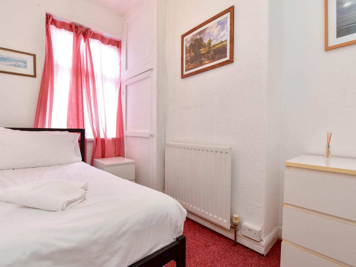 Pass The Keys Perfectly Located 3 Bed Home Close To The City Cardiff Exterior photo